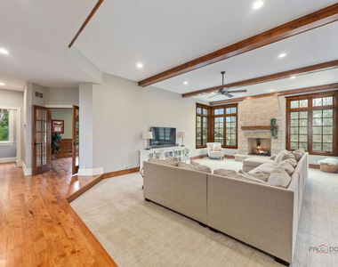 37w209 Deer Pond Court - Photo Thumbnail 26