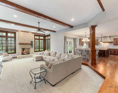 37w209 Deer Pond Court - Photo Thumbnail 25