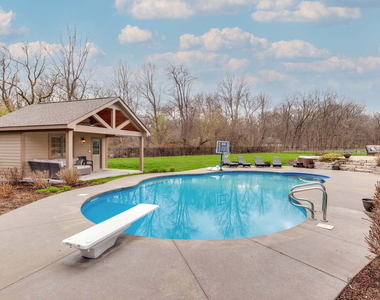37w209 Deer Pond Court - Photo Thumbnail 104