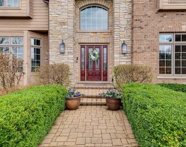 37w209 Deer Pond Court - Photo Thumbnail 9