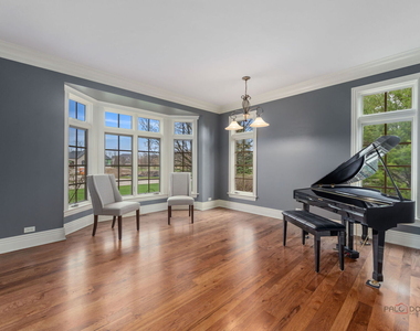 37w209 Deer Pond Court - Photo Thumbnail 32