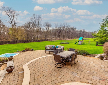 37w209 Deer Pond Court - Photo Thumbnail 102