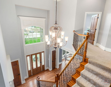 37w209 Deer Pond Court - Photo Thumbnail 14