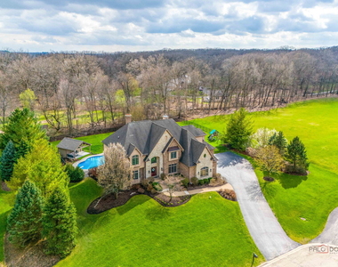 37w209 Deer Pond Court - Photo Thumbnail 100