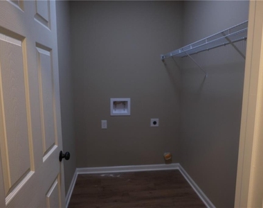 6195 Sammy Drive - Photo Thumbnail 11