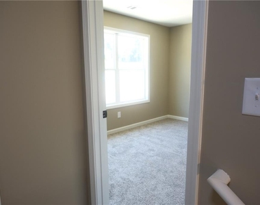 6175 Sammy Drive - Photo Thumbnail 14