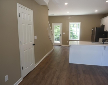 6175 Sammy Drive - Photo Thumbnail 6