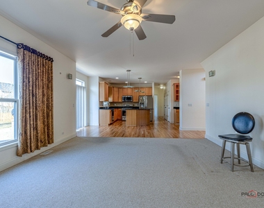 2095 Rockland Drive - Photo Thumbnail 18