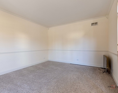 2095 Rockland Drive - Photo Thumbnail 10