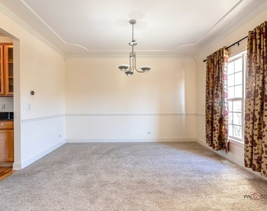 2095 Rockland Drive - Photo Thumbnail 13