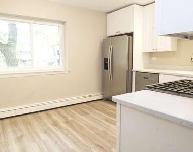 1311 S Finley Road - Photo Thumbnail 4