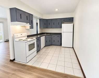 1023 Shagbark Court - Photo Thumbnail 1
