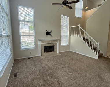 1410 Grandview Court - Photo Thumbnail 5