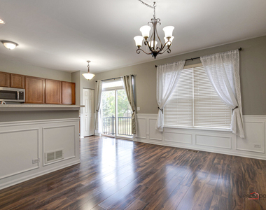 921 Summit Creek Drive - Photo Thumbnail 6