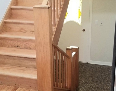 8407 W Brodman Avenue - Photo Thumbnail 1
