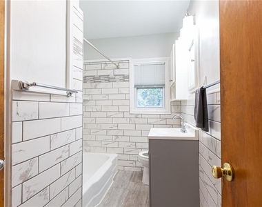 1975 Kilburn Drive Ne - Photo Thumbnail 13