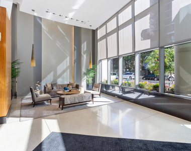 100 E 14th Street - Photo Thumbnail 18