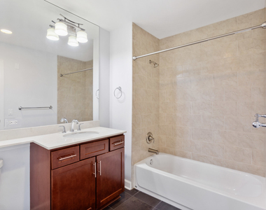 100 E 14th Street - Photo Thumbnail 15
