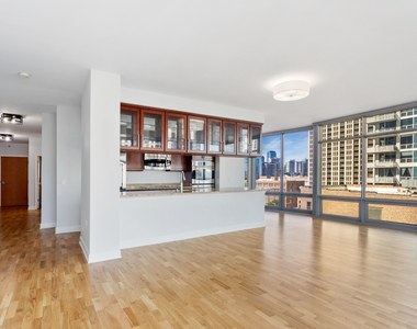 100 E 14th Street - Photo Thumbnail 6