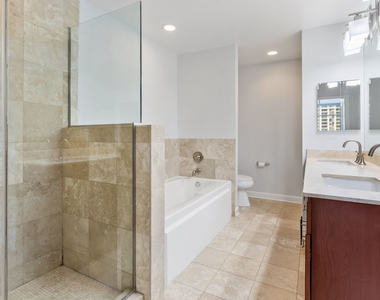 100 E 14th Street - Photo Thumbnail 10