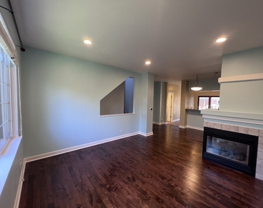 2106 W Concord Lane - Photo Thumbnail 1