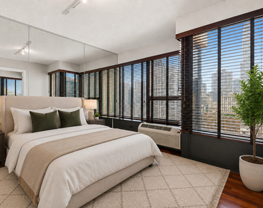 30 E Huron Street - Photo Thumbnail 12