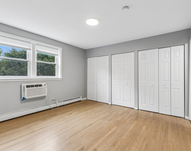 445 Sherman Avenue - Photo Thumbnail 8