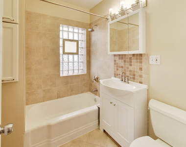 6545 N Natoma Street - Photo Thumbnail 15