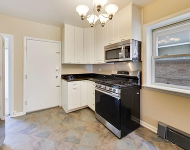 6545 N Natoma Street - Photo Thumbnail 9