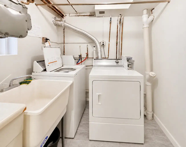 6545 N Natoma Street - Photo Thumbnail 16