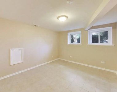 6545 N Natoma Street - Photo Thumbnail 7