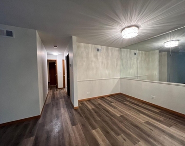 1503 N Milwaukee Avenue - Photo Thumbnail 11