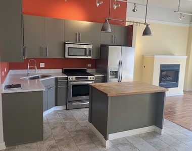 1301 W Madison Street - Photo Thumbnail 6