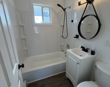 14545 Archer Avenue - Photo Thumbnail 9