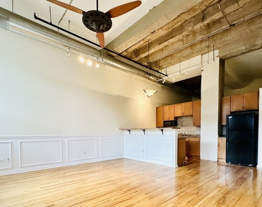 1645 W Ogden Avenue - Photo Thumbnail 3