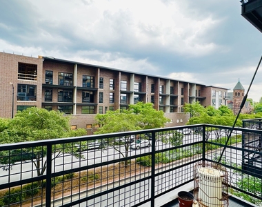 1645 W Ogden Avenue - Photo Thumbnail 10