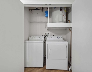 2550 Waterview Drive - Photo Thumbnail 6