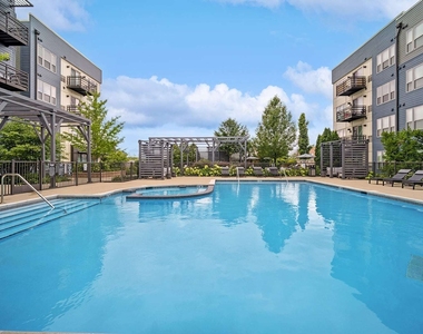 2550 Waterview Drive - Photo Thumbnail 15