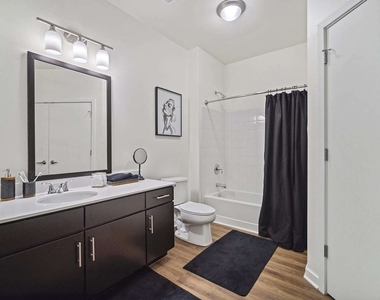 2550 Waterview Drive - Photo Thumbnail 5