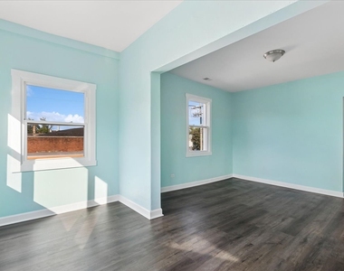 5047 W 25th Street - Photo Thumbnail 3