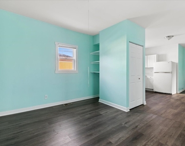 5047 W 25th Street - Photo Thumbnail 3