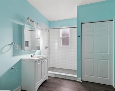 5047 W 25th Street - Photo Thumbnail 11