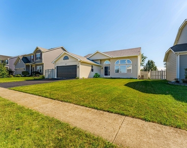 2057 W Helen Drive - Photo Thumbnail 1