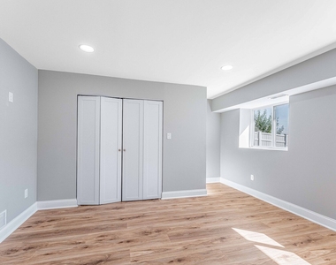 2057 W Helen Drive - Photo Thumbnail 28