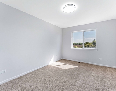 2057 W Helen Drive - Photo Thumbnail 24
