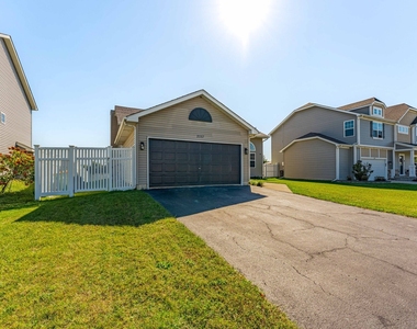 2057 W Helen Drive - Photo Thumbnail 39
