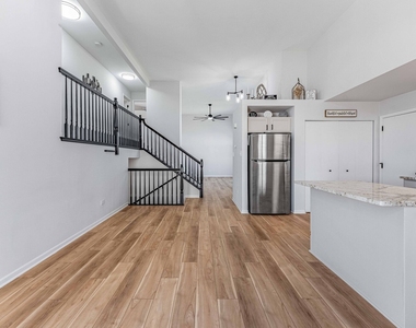 2057 W Helen Drive - Photo Thumbnail 12