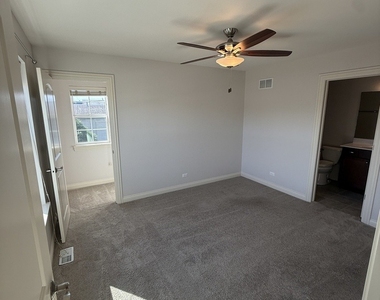 699 Stevens Street - Photo Thumbnail 12