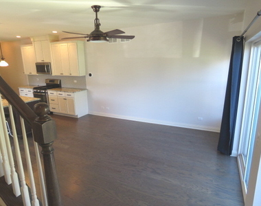 699 Stevens Street - Photo Thumbnail 8