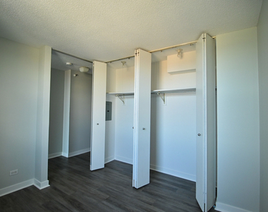 3660 N Lake Shore Drive - Photo Thumbnail 13
